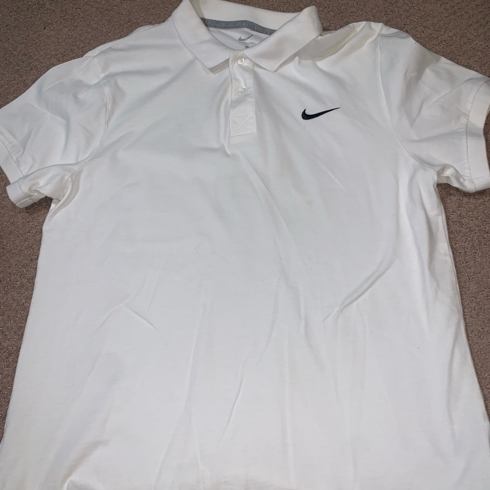 Men’s vintage Nike shirt